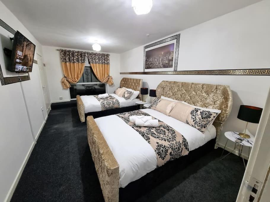 *C.Sani* Setup For Your Most Relaxed & Amazing Stay + Free Parking + Free Fast Wifi * Leeds (West Yorkshire) Exterior foto