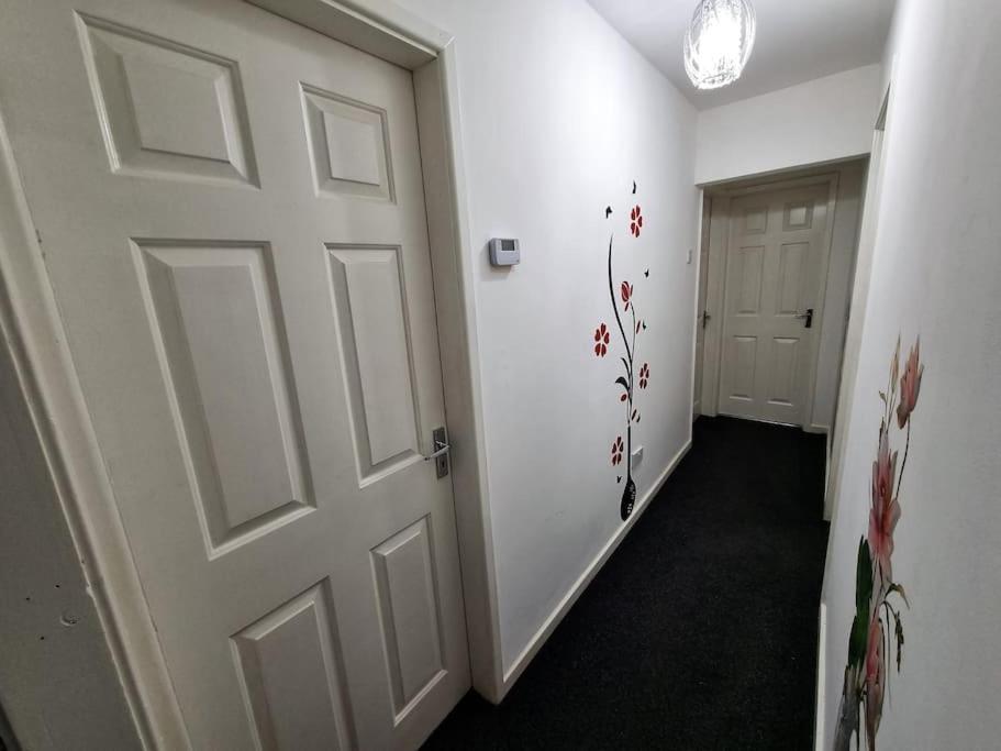 *C.Sani* Setup For Your Most Relaxed & Amazing Stay + Free Parking + Free Fast Wifi * Leeds (West Yorkshire) Exterior foto