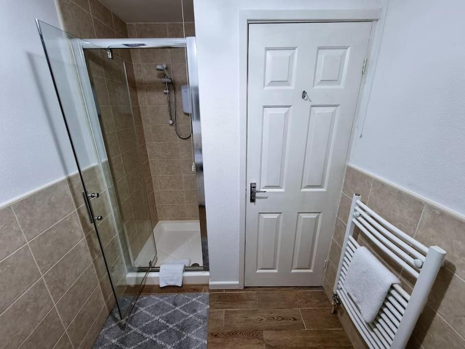 *C.Sani* Setup For Your Most Relaxed & Amazing Stay + Free Parking + Free Fast Wifi * Leeds (West Yorkshire) Exterior foto