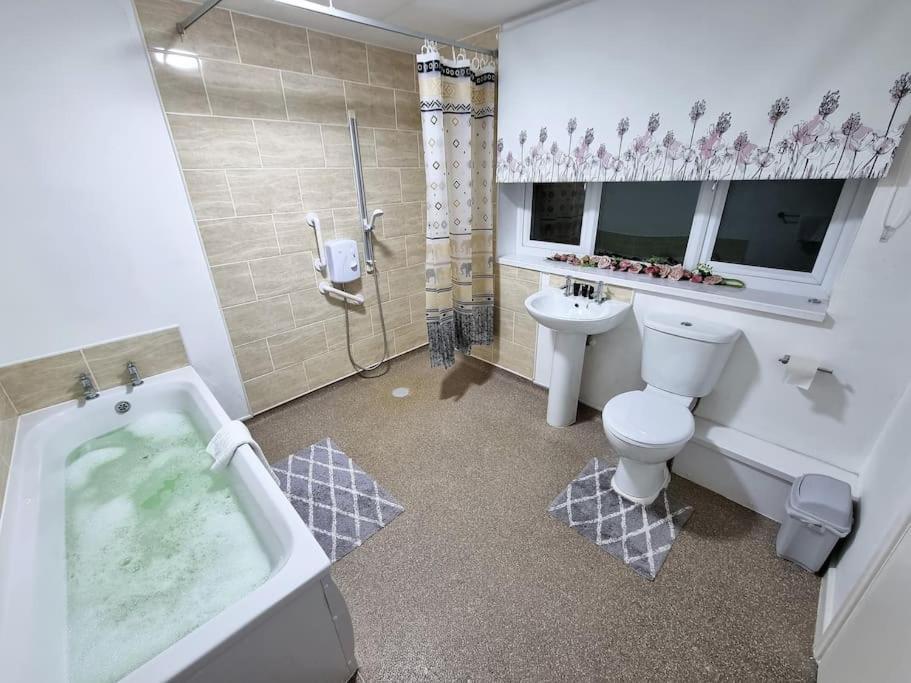 *C.Sani* Setup For Your Most Relaxed & Amazing Stay + Free Parking + Free Fast Wifi * Leeds (West Yorkshire) Exterior foto